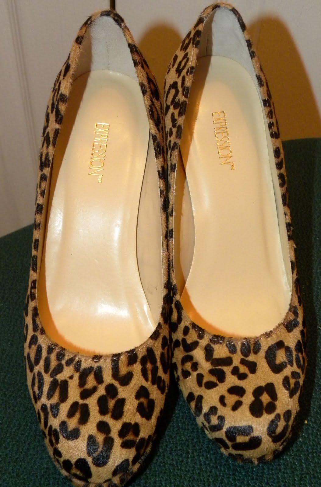 Canadianpetite: Animal Print heels