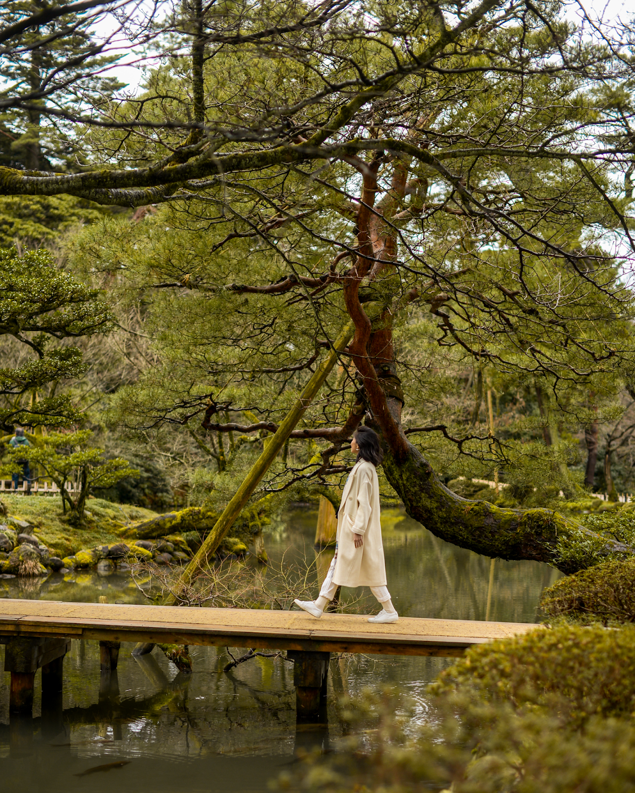 Kenrokuen Strolls Kanazawa trip from Tokyo, must-visit cities in Japan, Nishi Chaya District, Higashi Chaya District, photogenic and charming towns in Japan - FOREVERVANNY