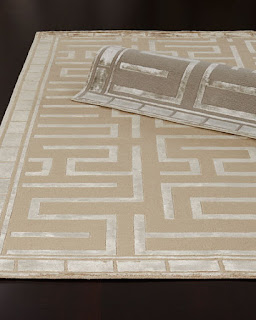 greek key hand-tufted rug in wool, in loop cut pattern