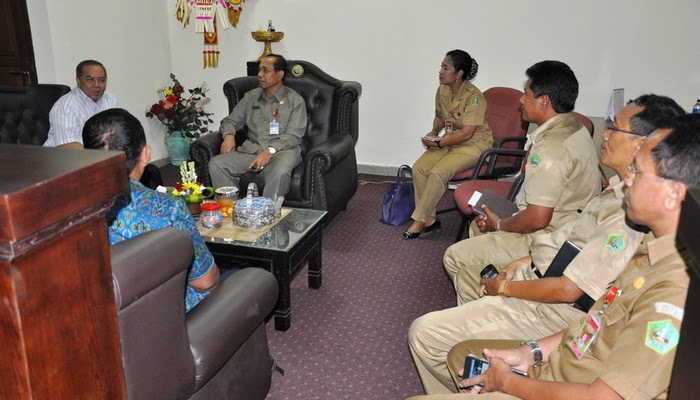 Pacu Produksi Padi di Tabanan Libatkan TNI