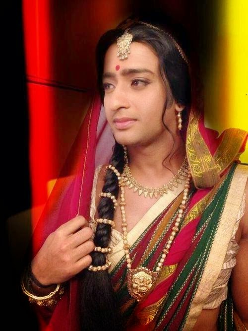 Pemeran Arjuna Mahabarata Versi India Menyamar Sebagai Perempuan