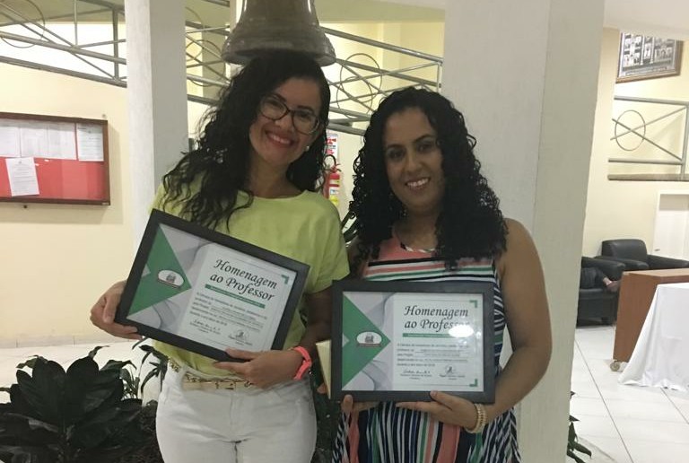 Professoras da rede municipal são homenageadas na Câmara de Vereadores de Jacobina