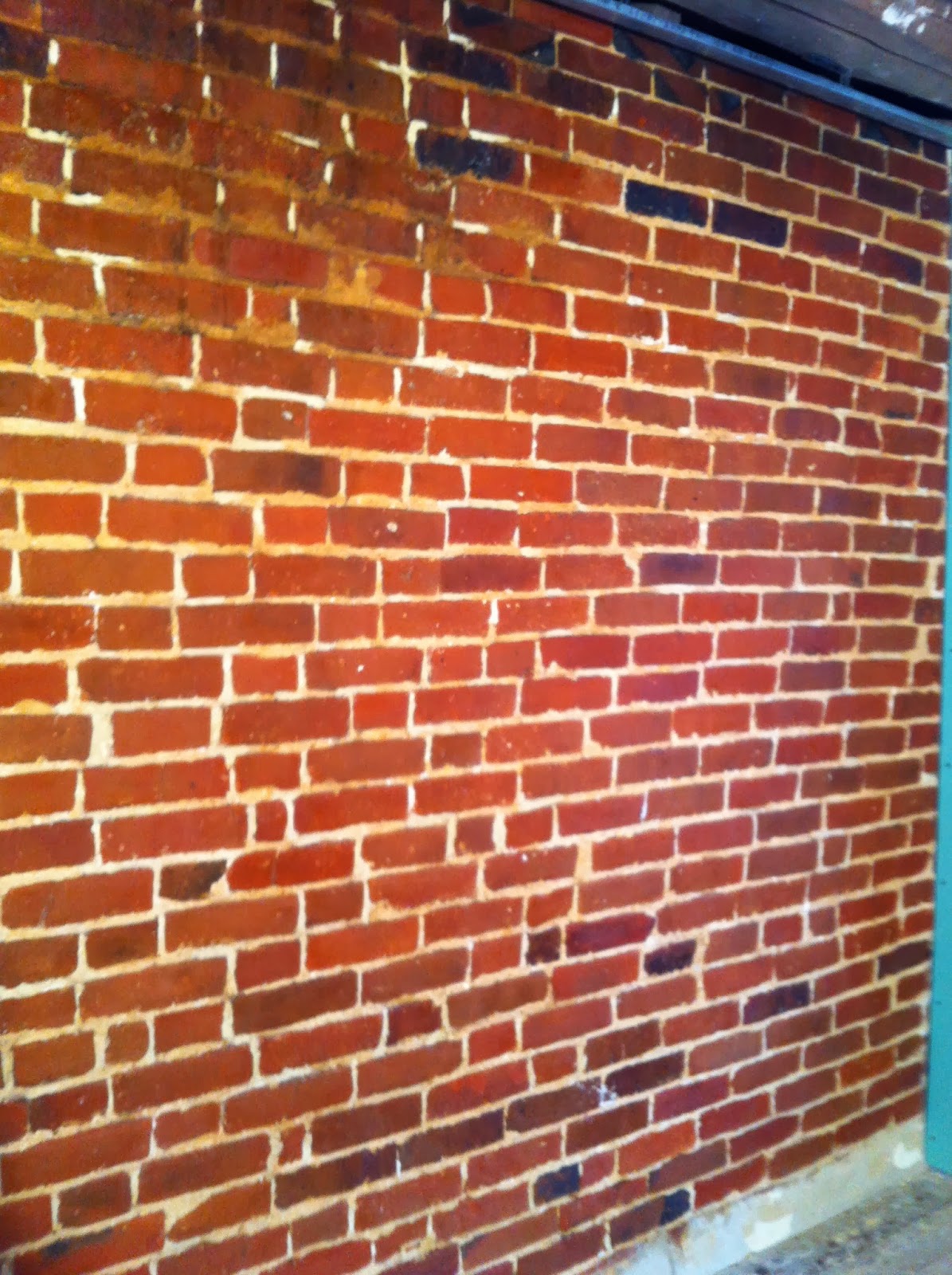 Verveine & Cognac Rénover un mur de briques