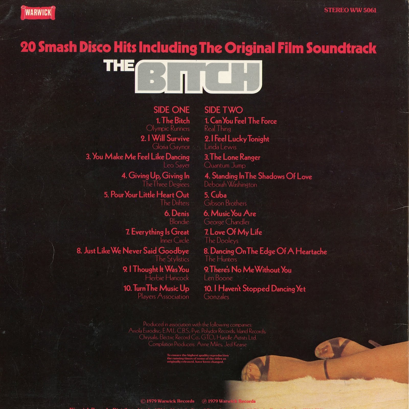 Common Pillars Wrapped With Photos Information Etc Not Sure Where These Would Go In Our Office Building Thou Column Design Pillar Design Exhibition Design