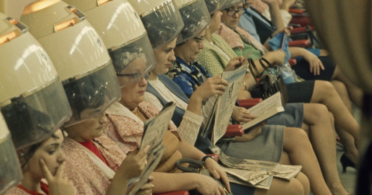 In a hair salon from the 1960s ~ vintage everyday