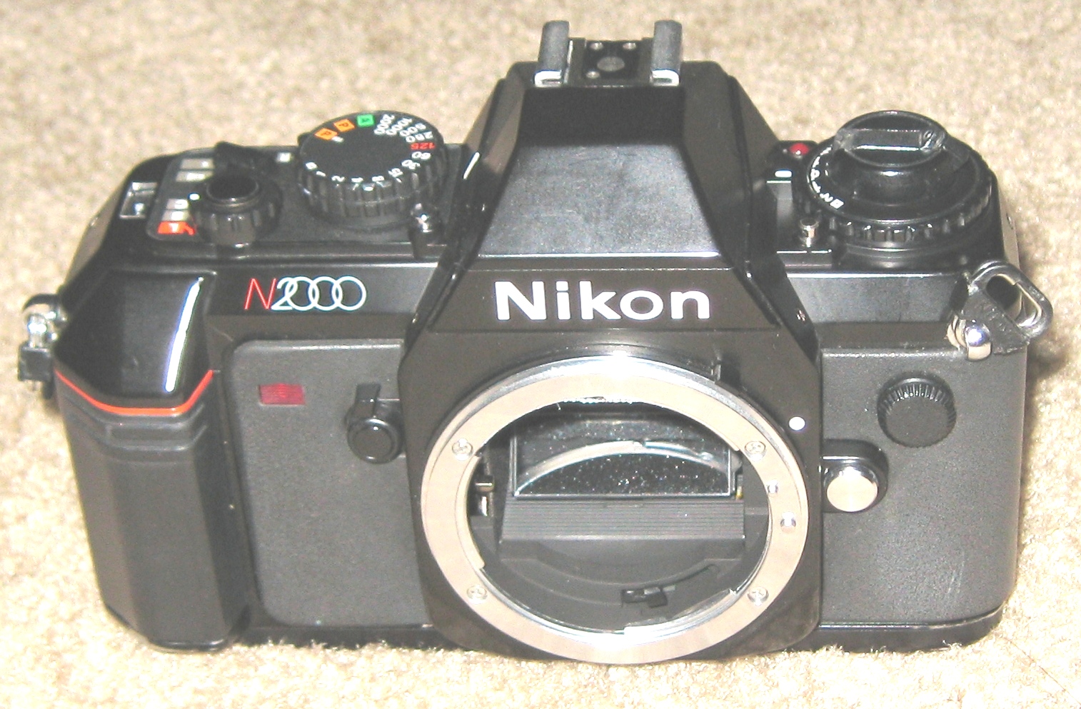 Nikon N2000 Manual
