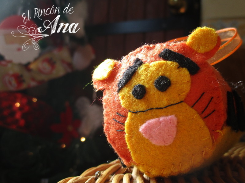Tsum tsum de fieltro para decorar en navidad