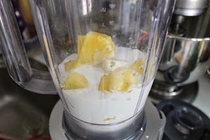 Smoothie ananas e cocco 2 smoothie%2Bananas%2Bcocco%2Bvegana