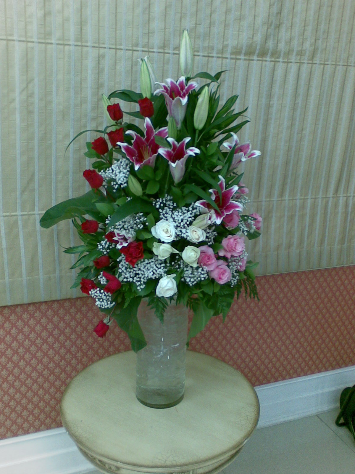 aneka bunga  pajang Alafa florist menyediakan aneka macam 