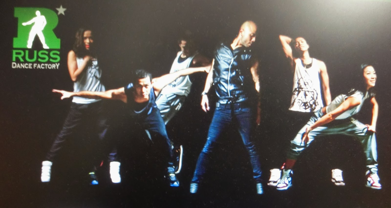 TINEHO / 癲子: 跳..跳..跳…舞走脂肪 Russ Dance Factory
