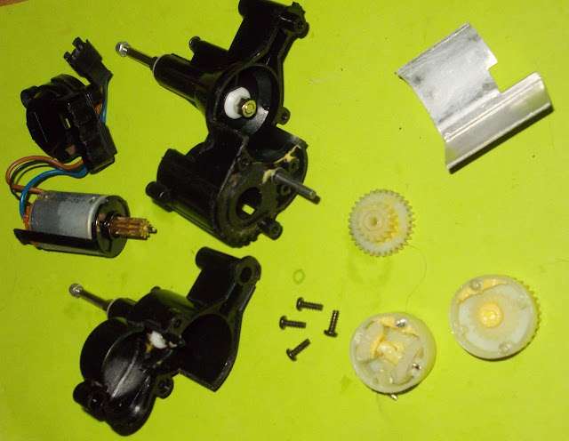 Maintenance Nikko Evolution 1/14: motor and transmission disassembled