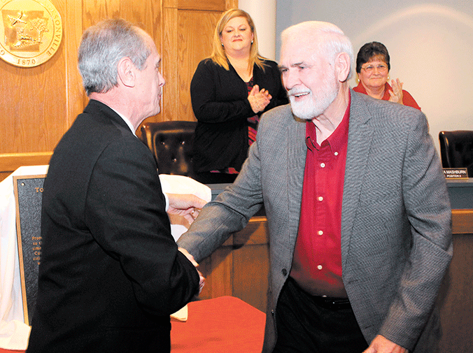 THE ARKANSAS LEADER TOP STORY >> Council honors Swaim