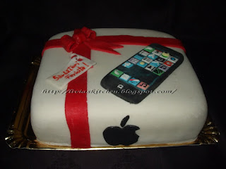 Tort cadou iPfone