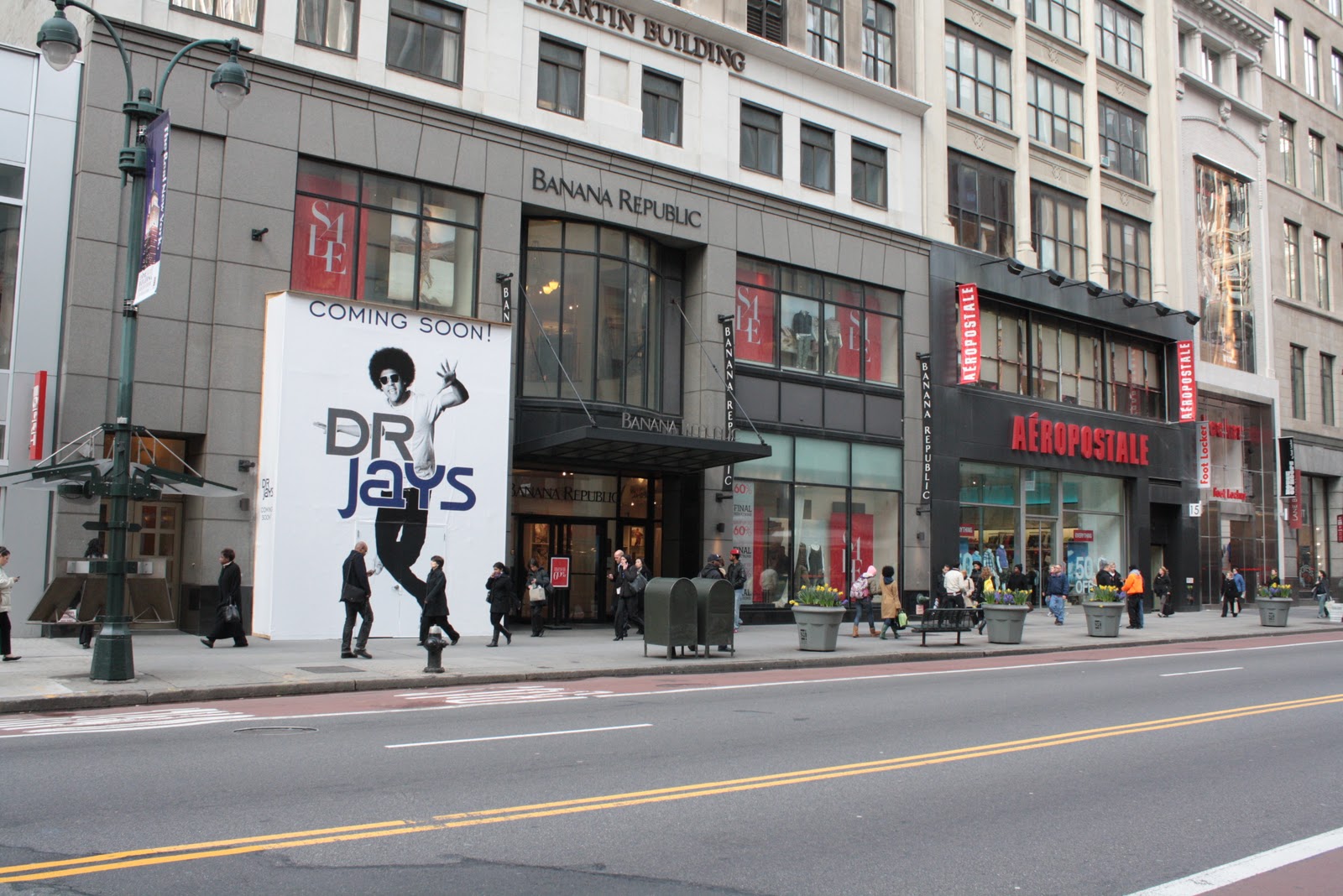 Dr. Jays Stores: New Dr Jays Flagship Store In Midtown NYC Coming Soon