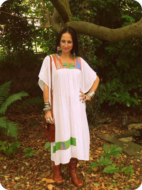 vintage-vixen-village-life