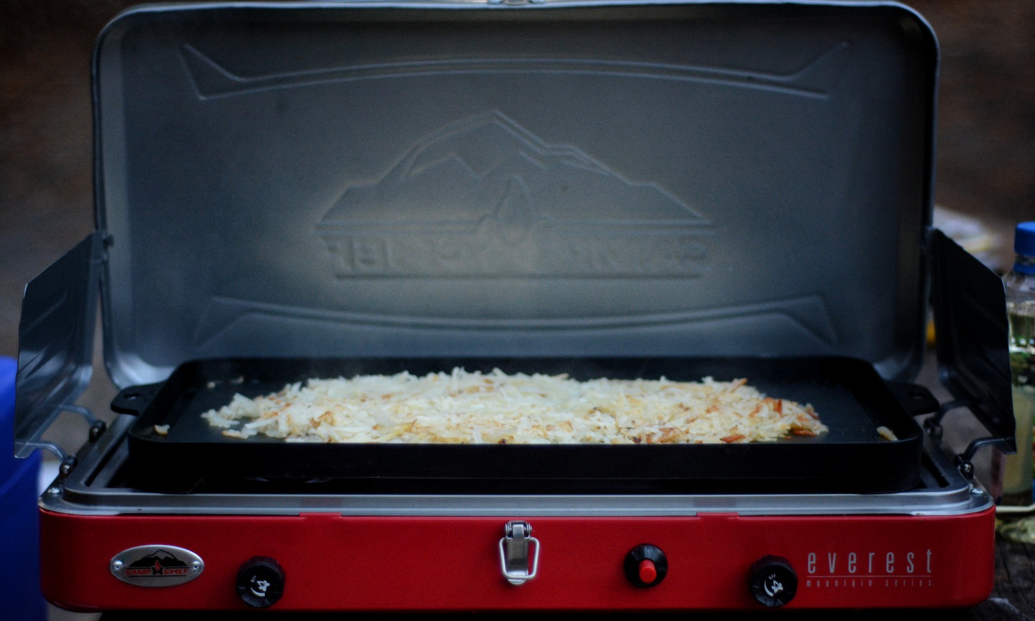 The Fiberglass Manifesto Gear Review Camp Chef Everest Two Burner Camp Stove