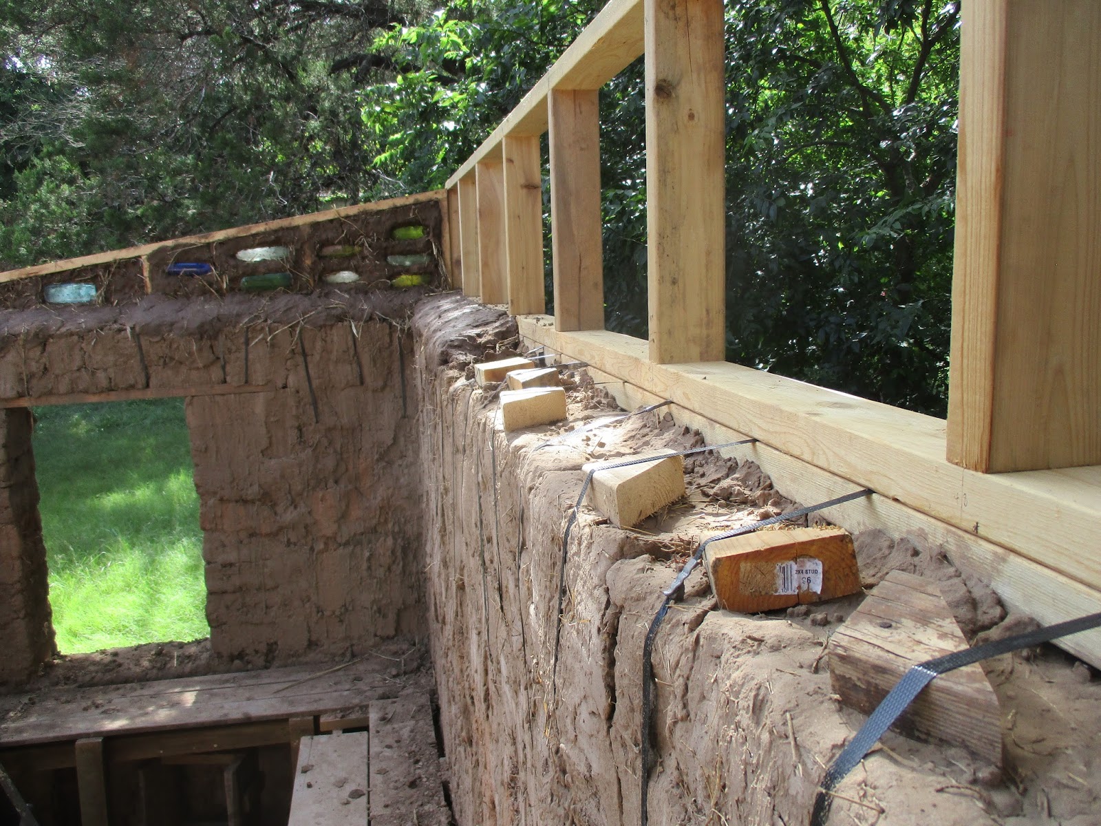 T-Brick Shed: Pony Wall Infill and Laying out the Rafters