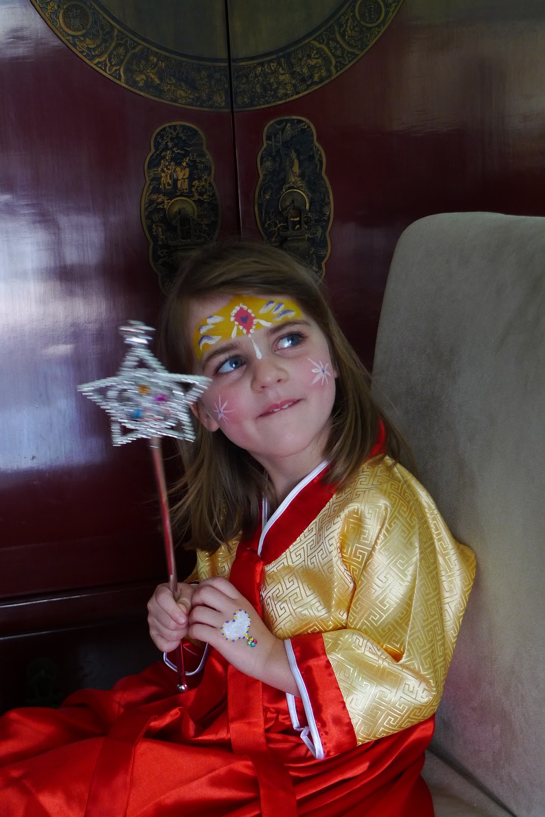 Kalo Make Up Blog: Disney Themed Face Painting Birthday Party - Part 1