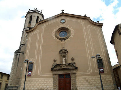 Façana de l'església de Santa Coloma de Centelles