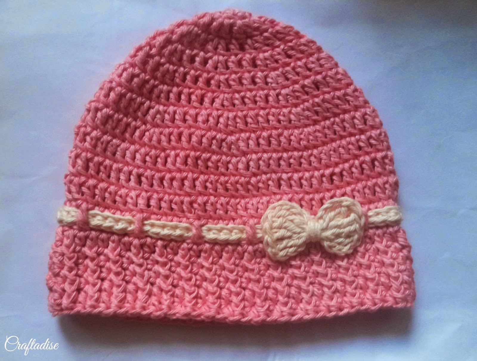 Free Crochet Pattern: Ribbed-Bow Strap Beanie