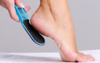 Heel Spur Symptoms - Heel Cracks Causes - Health and Fitness
