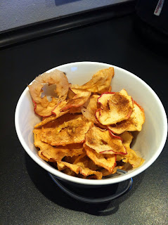 ovnbagte æble chips kanelsukker