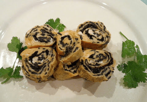 Seaweed egg rolls