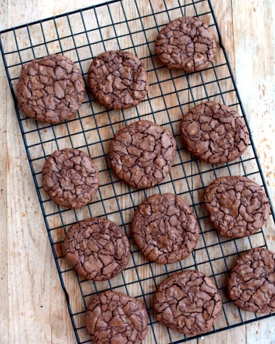 Gourmet Chocolate Mocha Cookies ♥ KitchenParade.com, decadently chocolate-y, laced with espresso, almost like a brownie cookie or a fudge cookie. Wonderful with a glass of cold milk. Recipe, insider tips, nutrition & Weight Watchers points included.