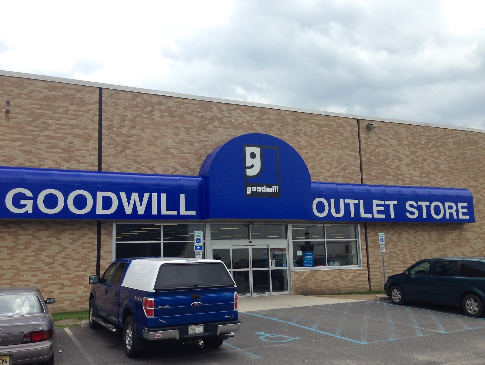 goodwill bins new jersey