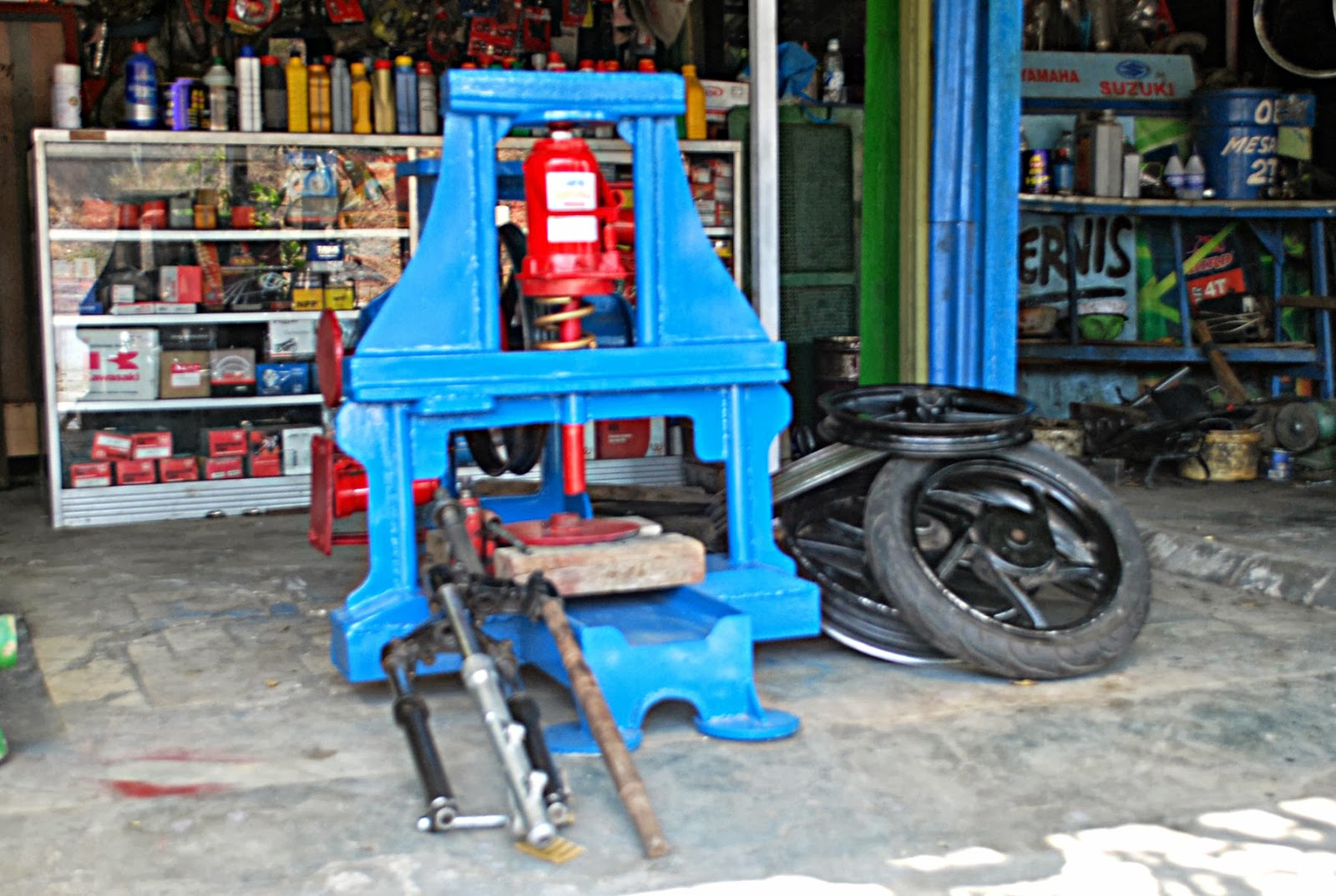 ALAT PRESS VELG RACING,CARA PRESS VELG RACING,MESIN PRESS PELEK RACING ...