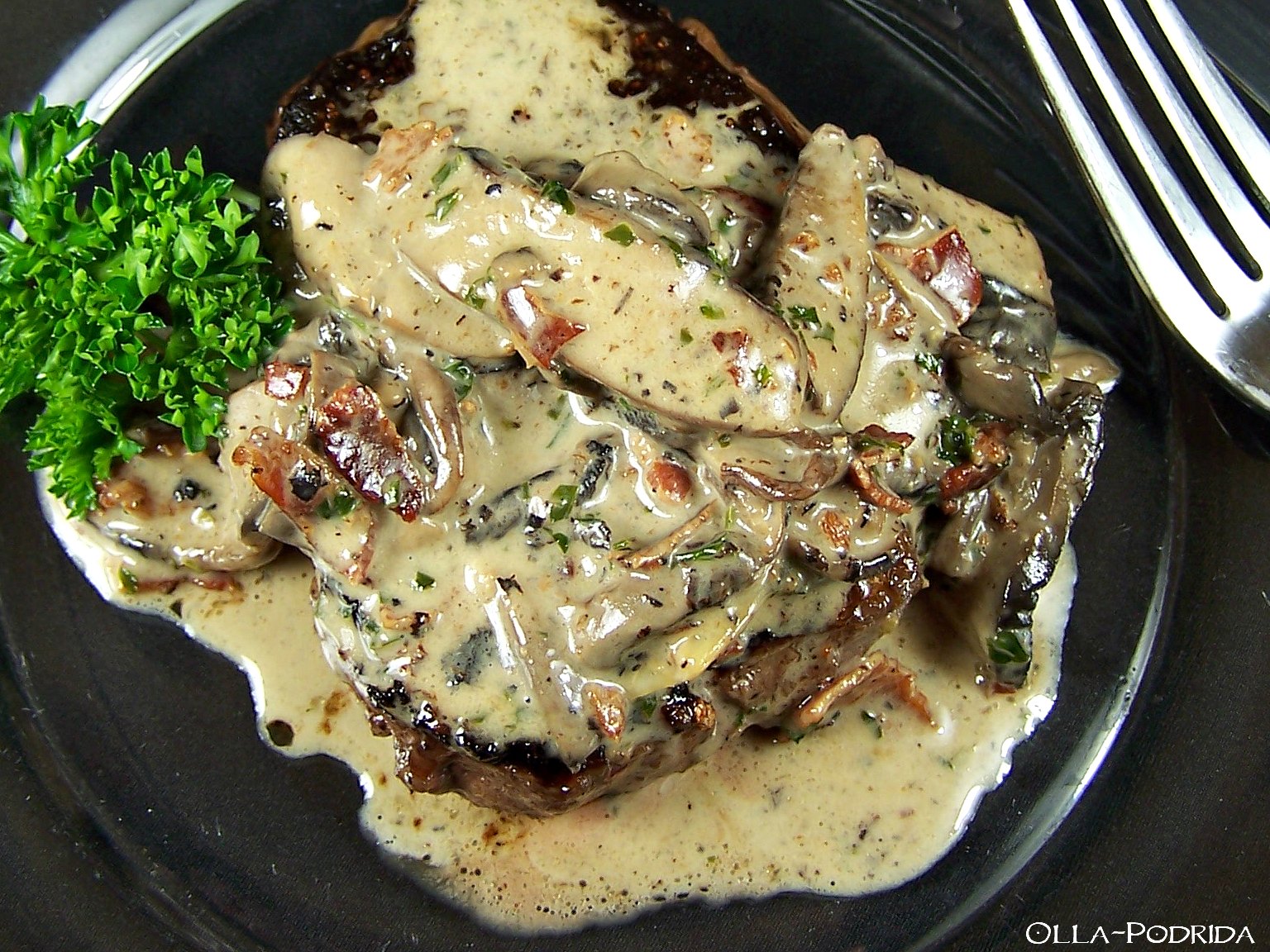 OllaPodrida Filet Mignon with Portobello Mushroom Sauce
