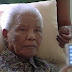 Mandela está en estado vegetativo