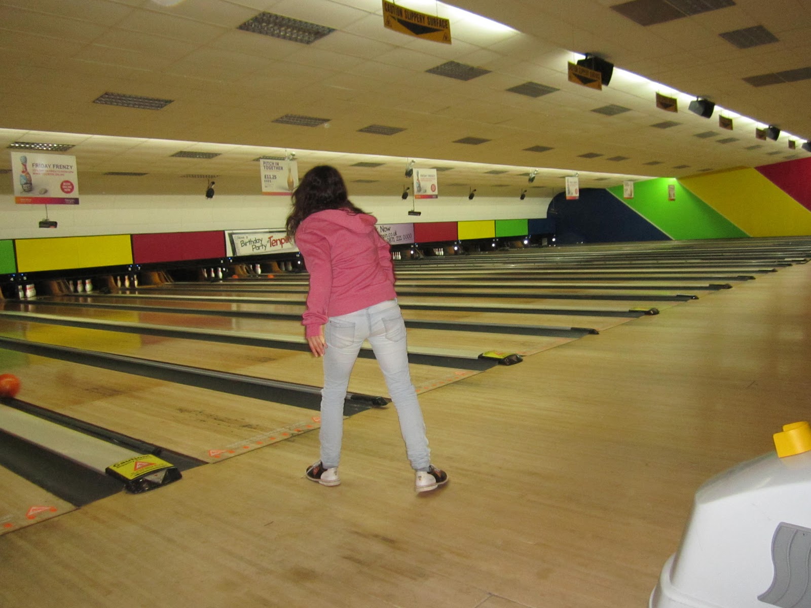 EXETER 2013 TENPIN BOWLING AND SHOPPING ON THURSDAY