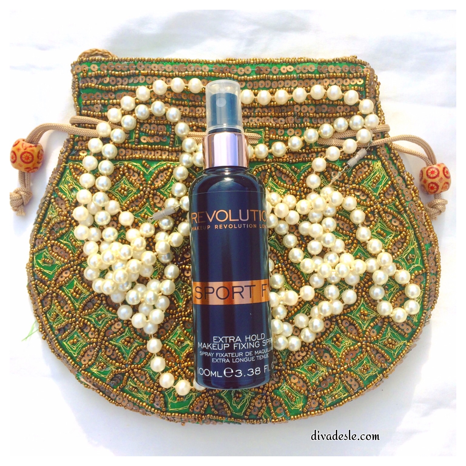 Makeup Revolution Sport Fix Extra Hold Makeup Fixing Spray Review