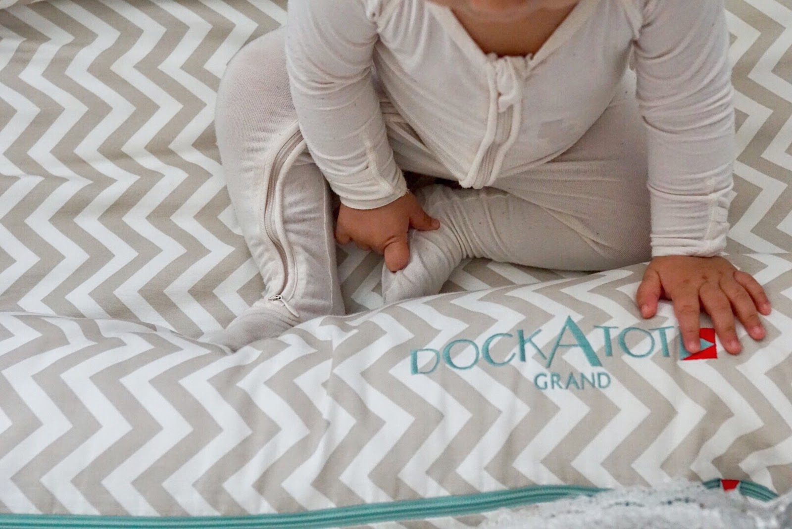 Simply Naomi TRANSITIONING FROM COSLEEPING TO CRIB