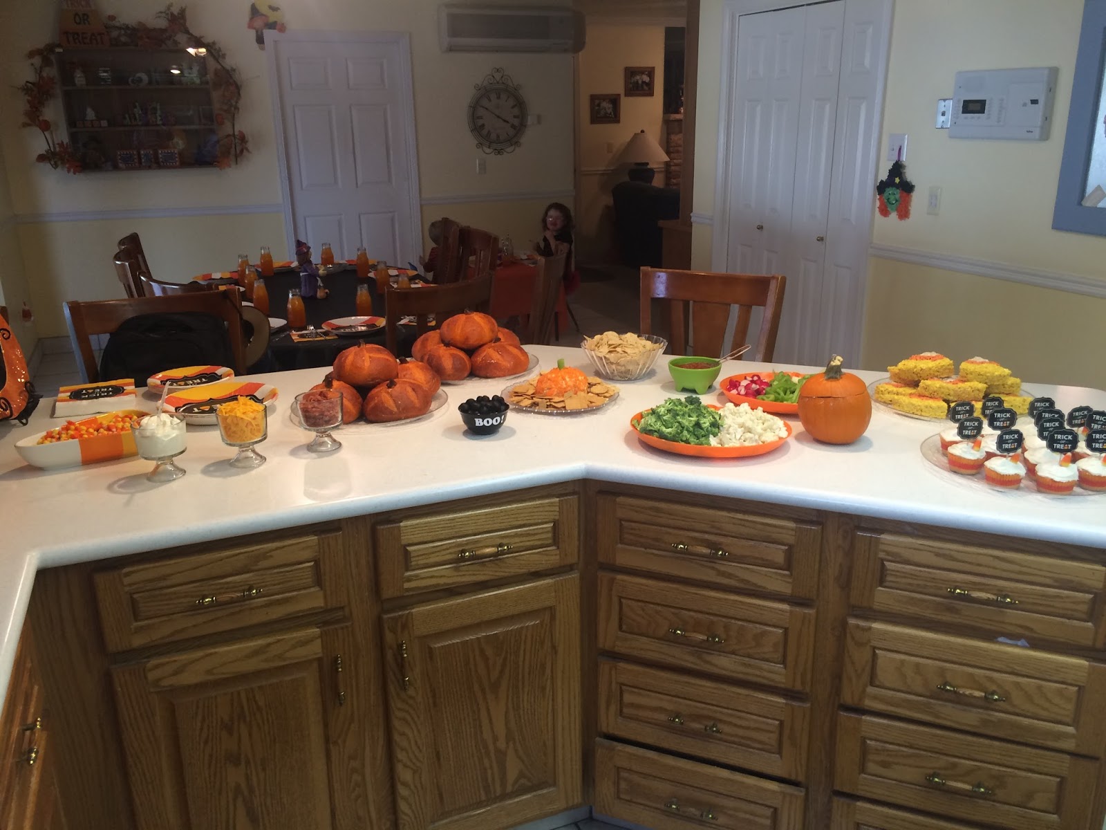 RuthAnne Strong: Halloween Party Ideas: Games, Food and Decorations