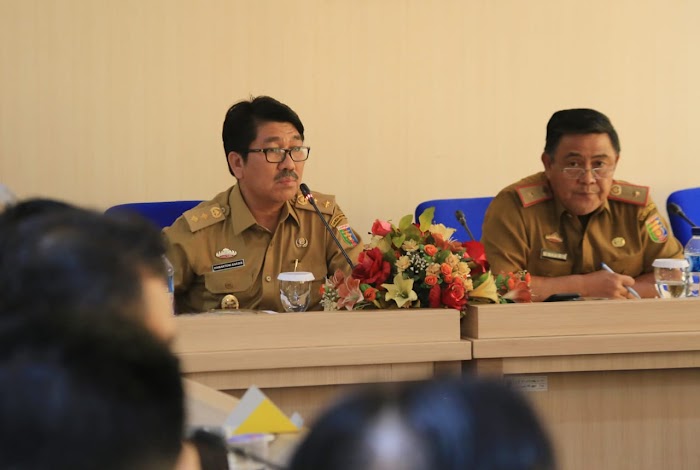 Gubernur Ridho Segera Terbitkan Surat Edaran agar Kabupaten/Kota Sisihkan APBD untuk Penanganan Korban Tsunami