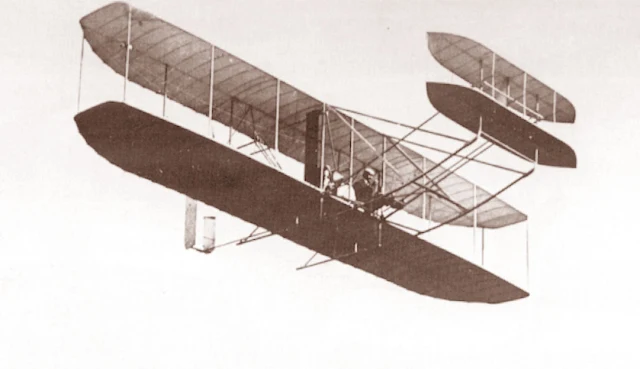 1908 Military Flyer in Flight picture