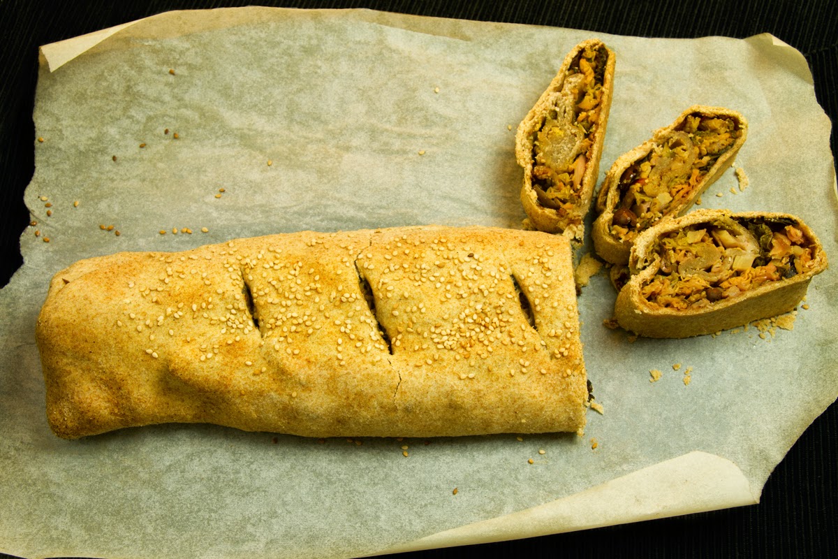 strudel integrale alla verza con olive taggiasche