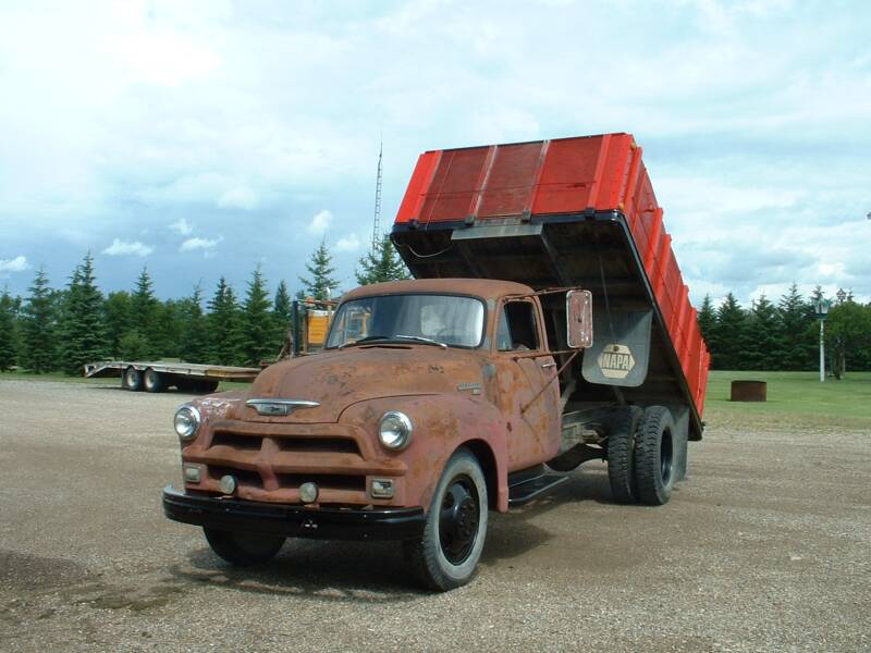 Antique Trucks Pictures
