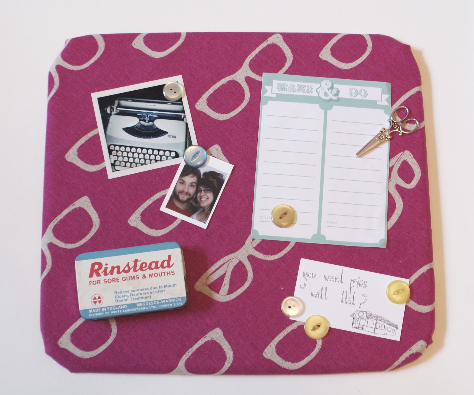 Vivid Please DIY How To Make A Magnetic Notice Board With Button Vivid Please DIY How To Make A Magnetic Notice Board With Button