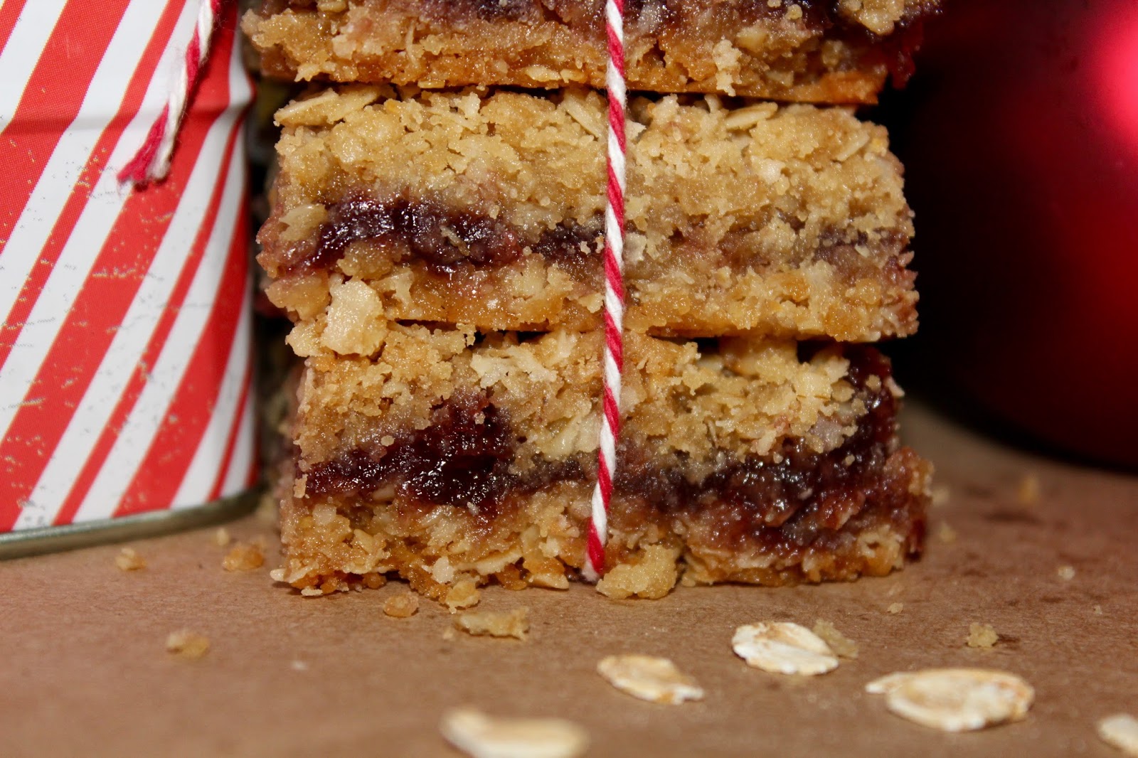 Living on Cloud Nine GRAPE JAM OATMEAL BARS
