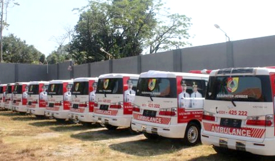 Ratusan Ambulans Desa di Jember Dikandangkan Ratusan Ambulans Desa di Jember Dikandangkan