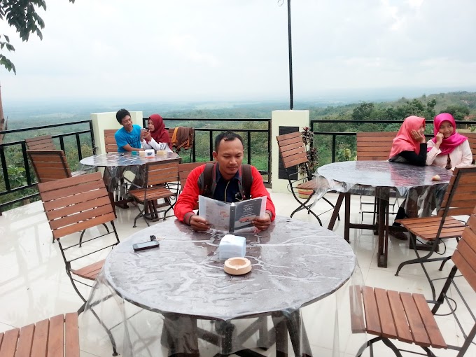 Warung Dhuwur Blora ( WDB ), Resto Baru Bernuansa Puncak Dengan Harga Kaki Lima