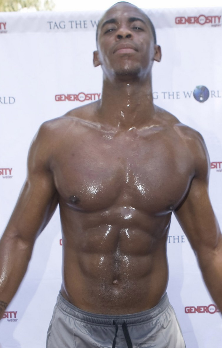 Loving naked men: Hunk of the Day: Mehcad Brooks