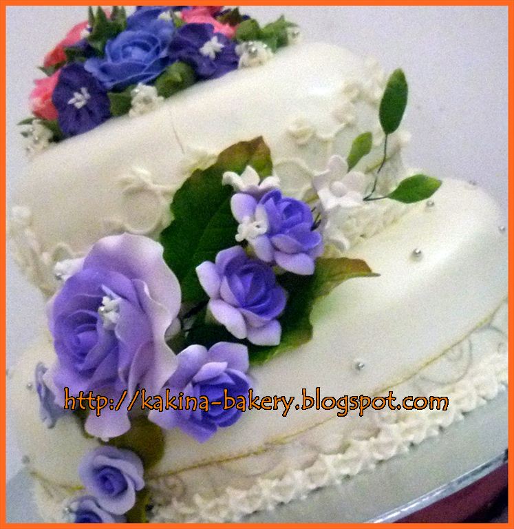 Kakina Sweet Cake Gallerry Kek Kahwin 2 Tingkat + Cupcake 25 biji