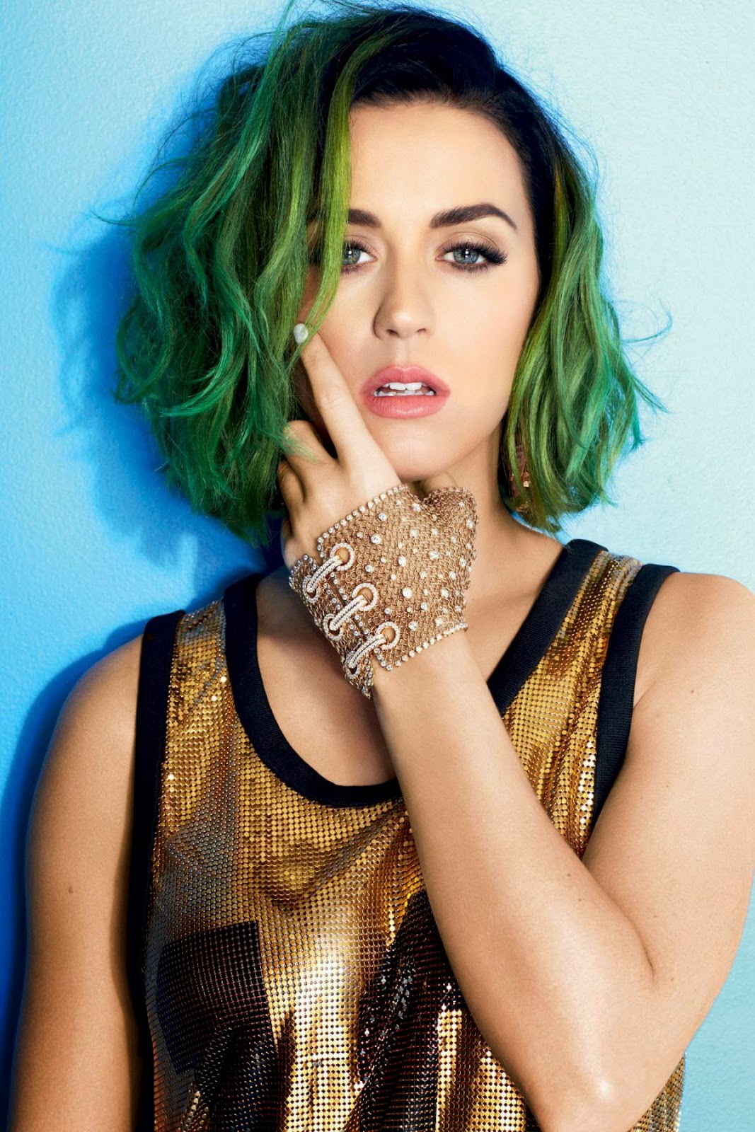 Katy-Perry-Cosmopolitan-04.jpg
