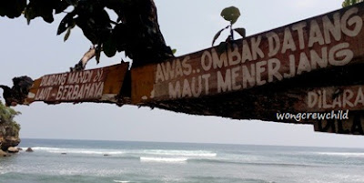 Pantai Pasir Panjang Ngliyep, Malang Lokasi Pantai Pasir Panjang masih dalam satu area dengan Pantai Ngliyep Pantai Pasir Panjang Ngliyep, Malang