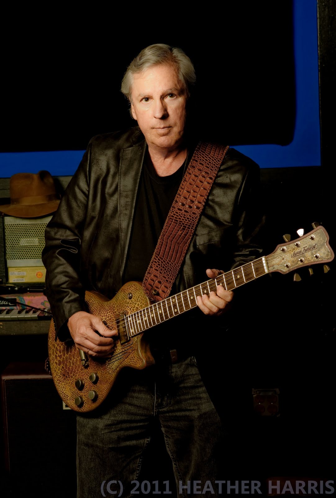 Fast Film JAMES WILLIAMSON Trussart guitar PHOTO SESSION