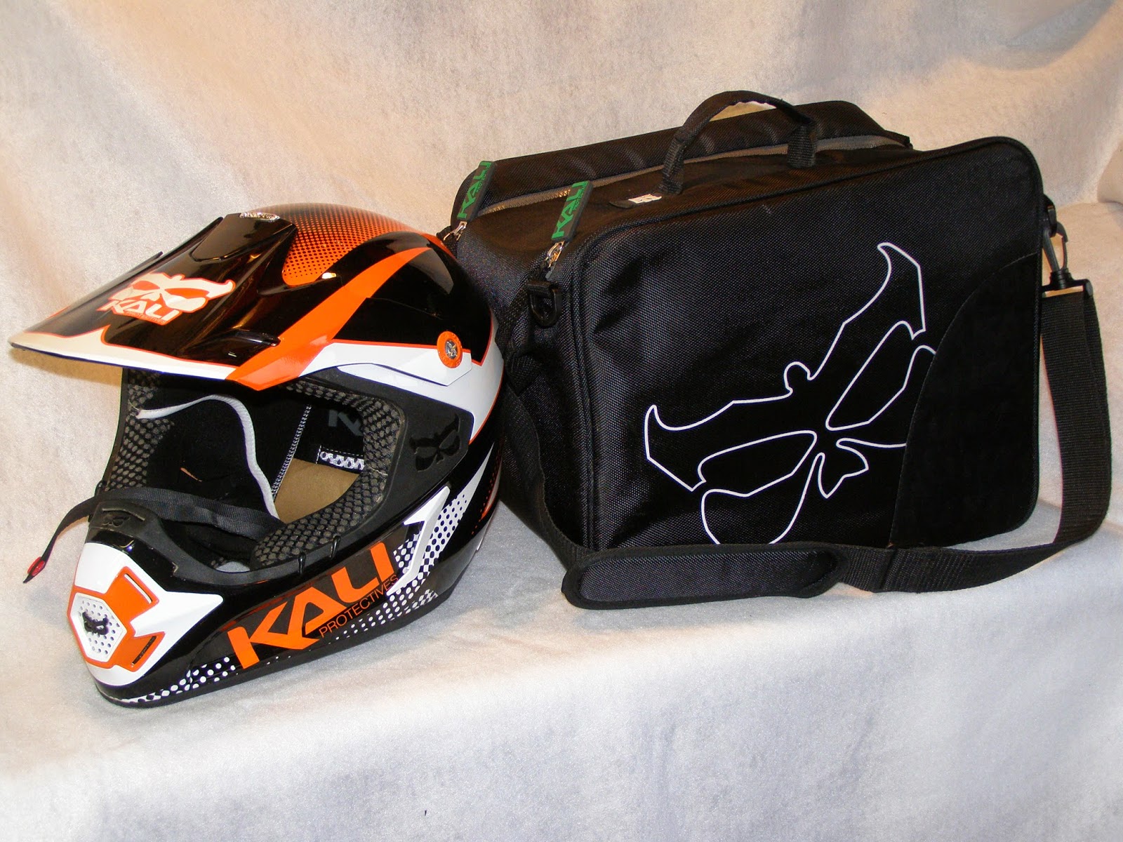kali motocross helmet